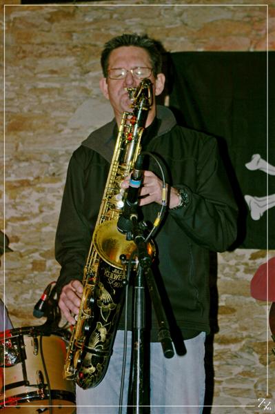 P2795 - Lucky Peterson (Medium).jpg